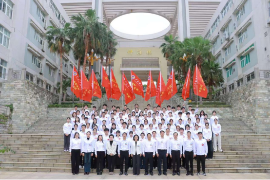 英国上市公司365